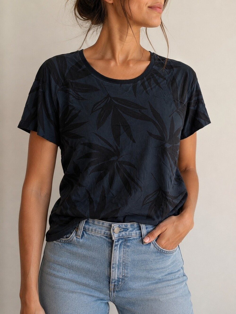 Lolë Blue Floral Print Tee Medium | Soft Stretch Short Sleeve Activewear Top
